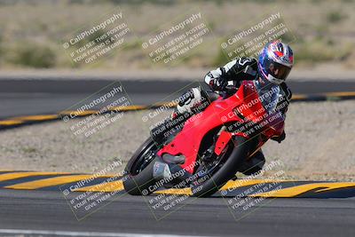 media/Nov-06-2022-SoCal Trackdays (Sun) [[208d2ccc26]]/Turn 11 (10am)/